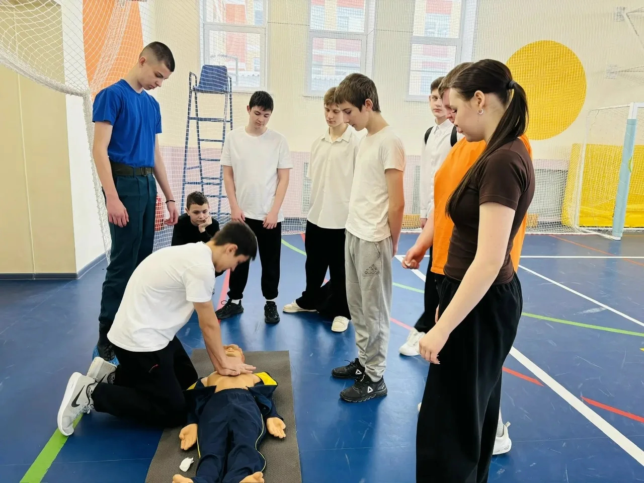 29 января для учеников МБОУ СОШ №4 города Усмани был проведен увлекательный и познавательный квест «Миссия: безопасность»