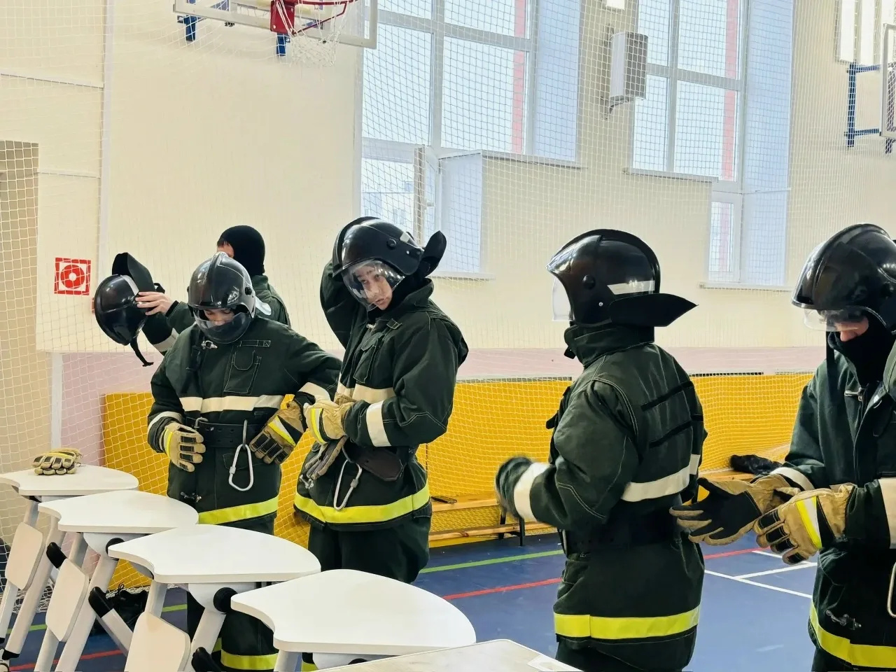 29 января для учеников МБОУ СОШ №4 города Усмани был проведен увлекательный и познавательный квест «Миссия: безопасность»