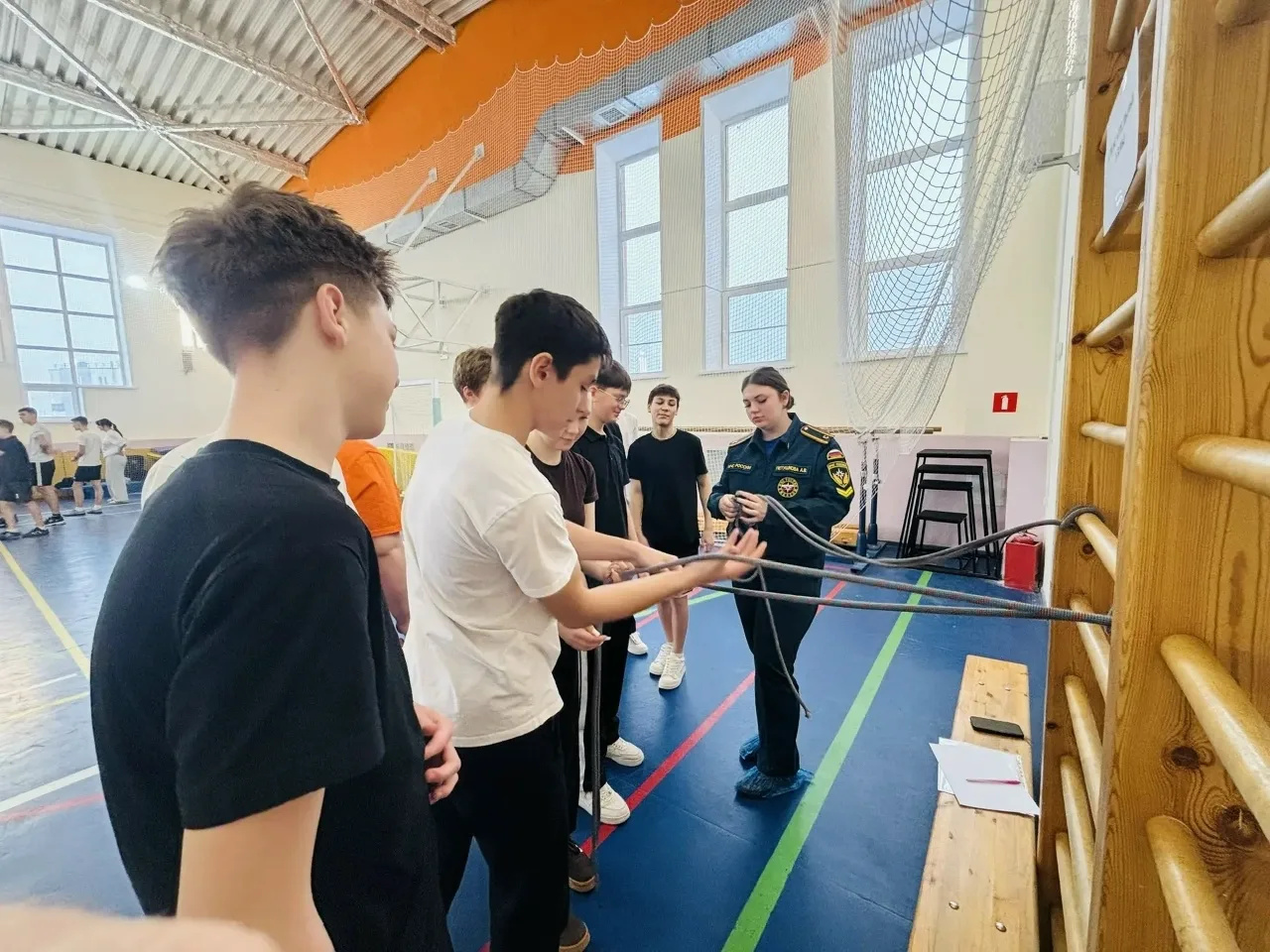 29 января для учеников МБОУ СОШ №4 города Усмани был проведен увлекательный и познавательный квест «Миссия: безопасность»