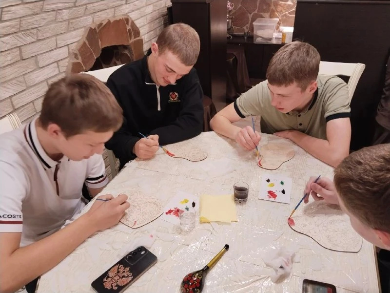 В Усманском краеведческом музее им.Б.П.Княжинского прошло мероприятие "Узоры русских росписей