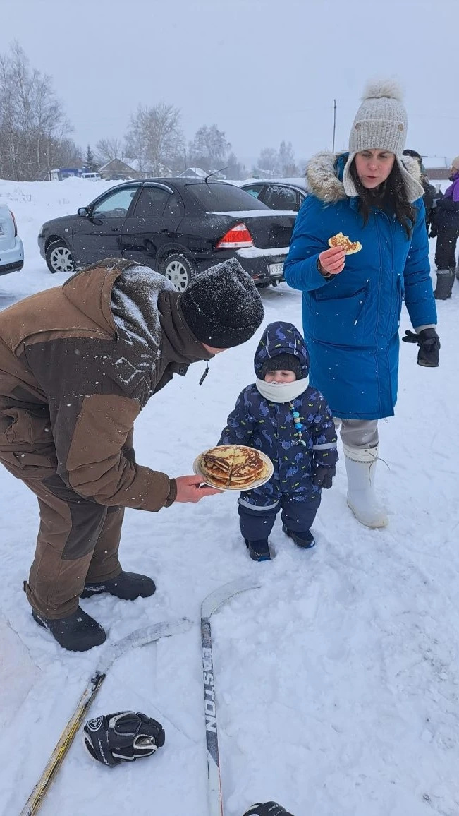 В селе Н-Никольское прошла спортивная эстафета на льду