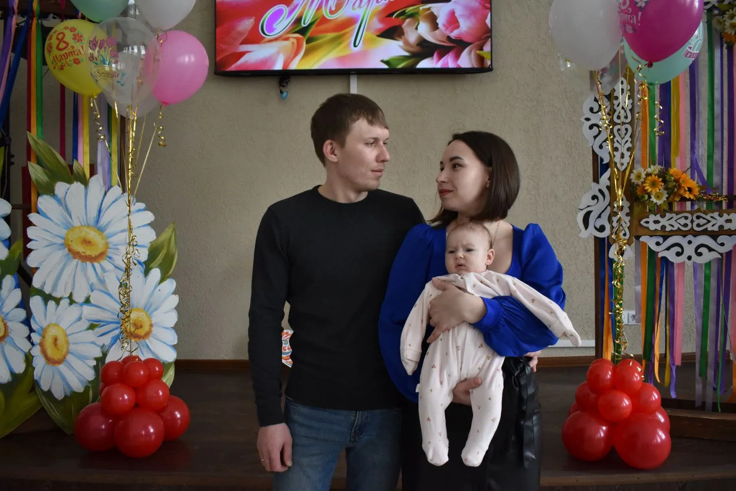 Торжественное мероприятие, посвященное Международному женскому дню, состоялось в Добровском доме культуры