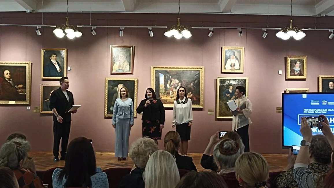 Усманские мастерицы покорили областную выставку!
