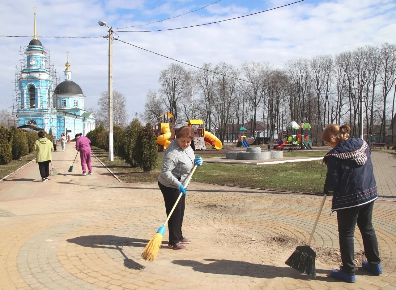 Субботник: вместе делаем мир чище!