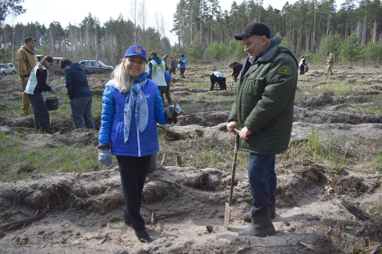 Добровский округ присоединился к масштабной эколого-патриотической акции "Сад памяти"