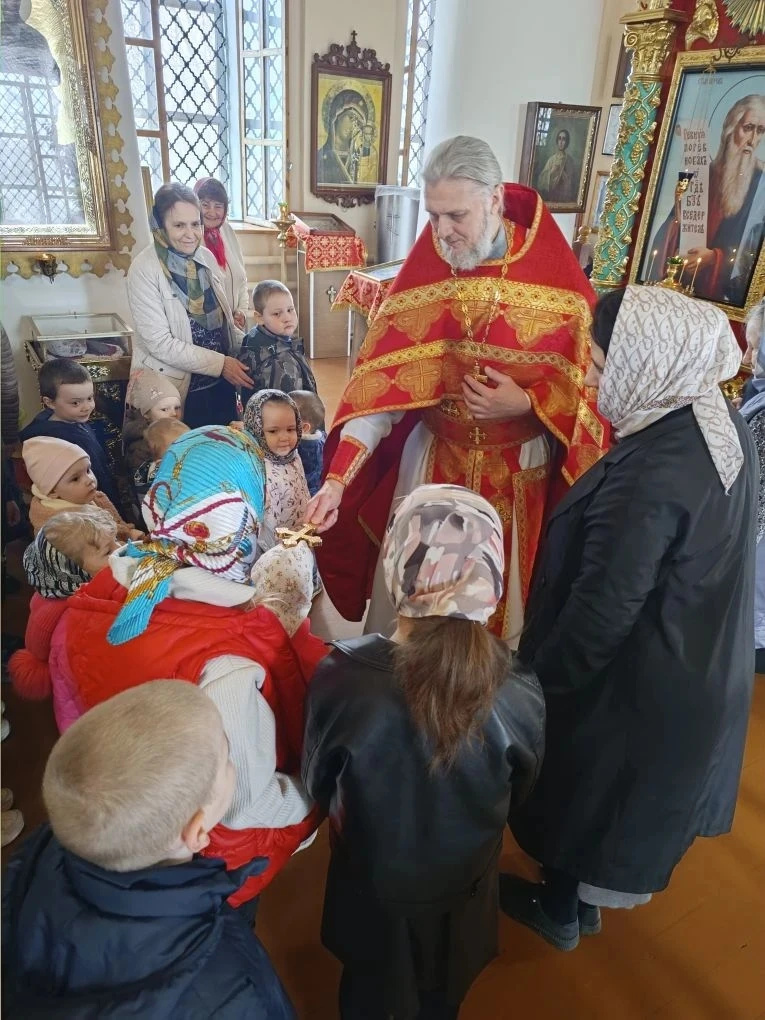 Липецкое отделение Союза женщин России активно занимается вопросами нравственного развития детей