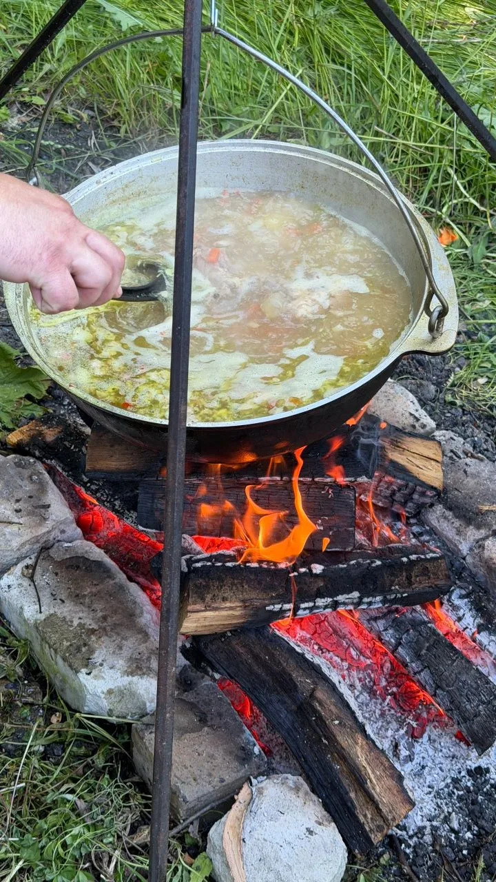 "Иди, мой друг дорогою добра" - эти теплые слова из детской песни можно смело взять девизом к работе клуба "Семейный очаг".