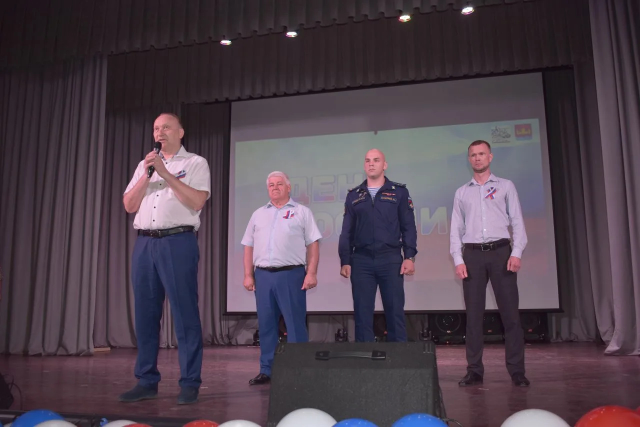 В честь Дня России в Добровском округе состоялись мероприятия, организованные при поддержке местного отделения ЛРОО "Союз женщин России"
