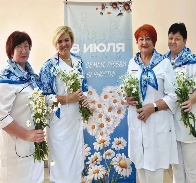 Ромашковая поляна