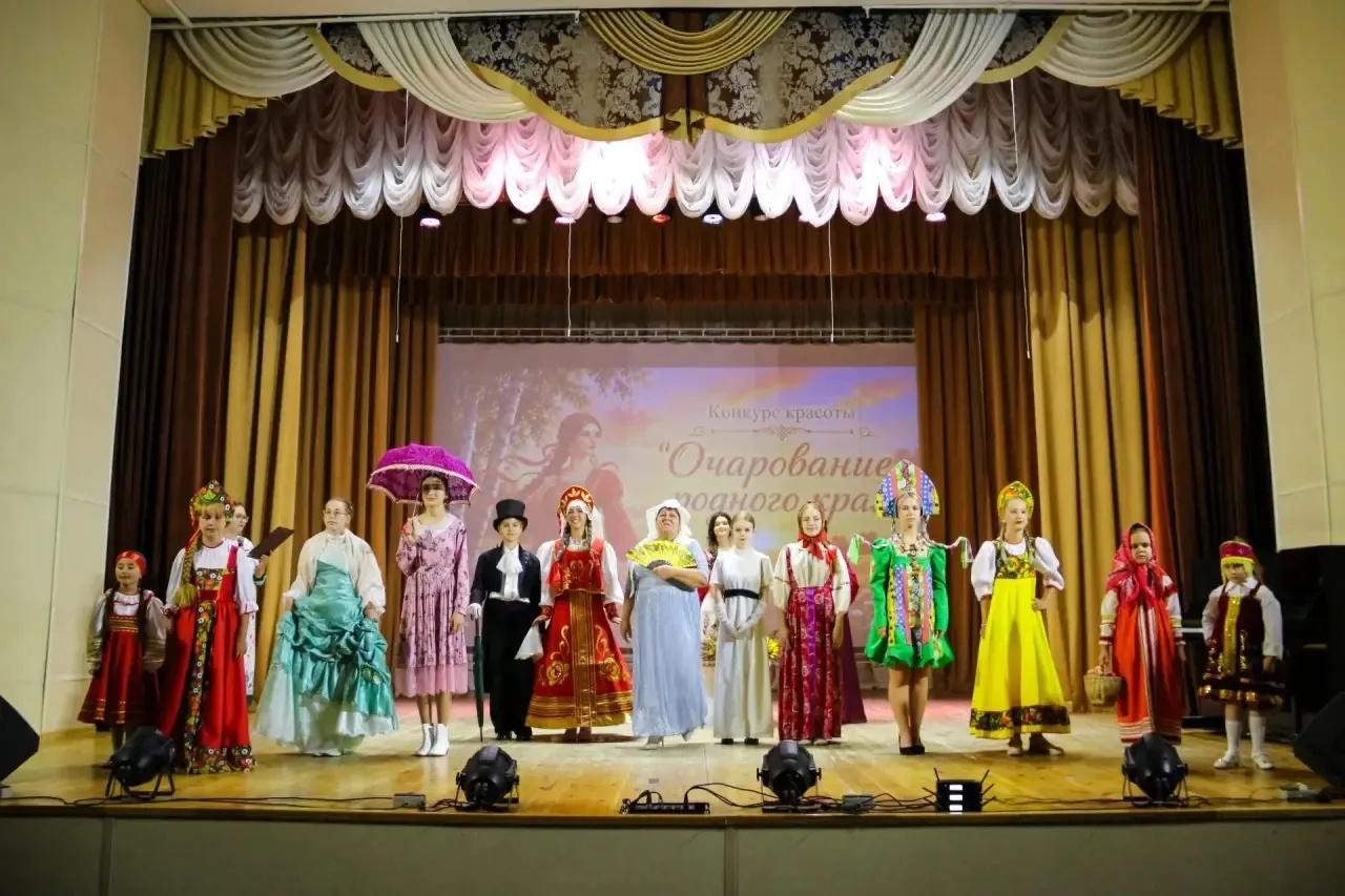 Впервые в этом году в селе  Красное прошёл муниципальный конкурс «Очарование родного края»
