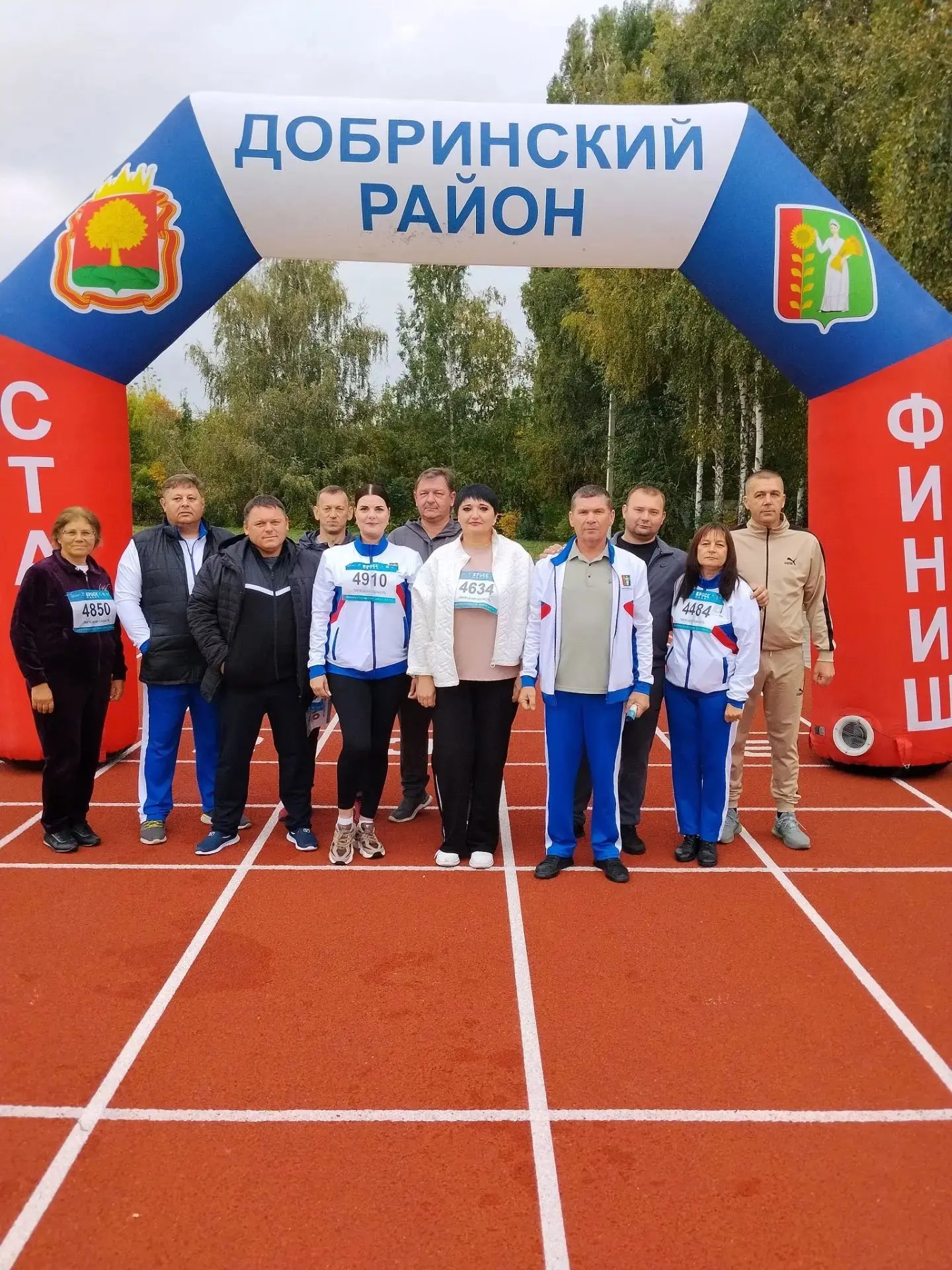 26 сентября в п. Добринка на беговых дорожках стадиона "Колос" в рамках Всероссийского Дня бега "Кросс нации - 2026" прошли соревнования