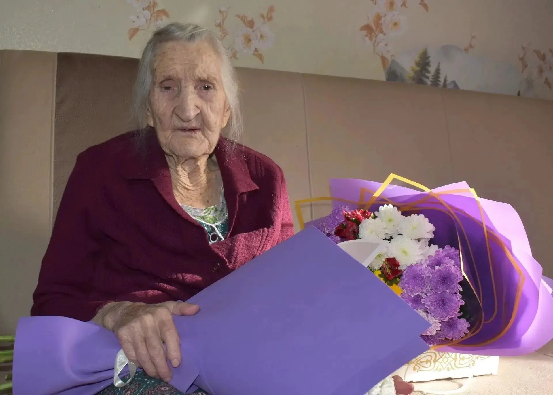 Вчера 100-летие со дня рождения отметила труженик тыла Мария Сергеева из с. Слобода Измалковского округа